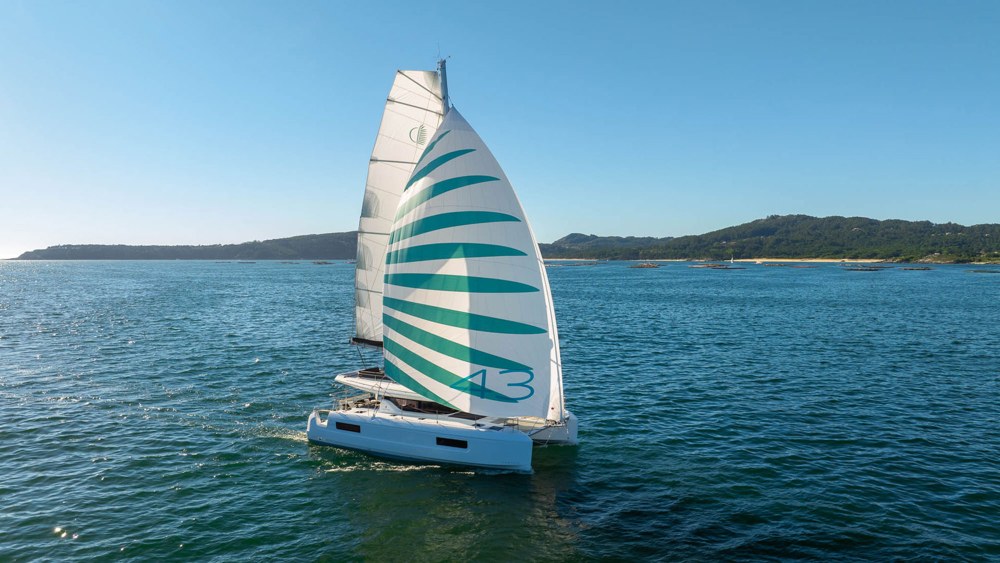 Lagoon 43 — photo du constructeur